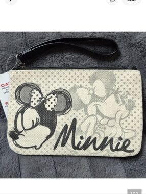 Minnie Mouse Officially Licensed Linen Wristlet, New With Tags